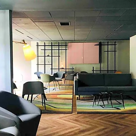 Stayparis 4* إسّي لي مولينو